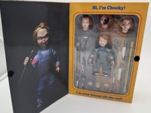 20010 NECA Ultimate Chucky 7inch Action Figure (2) (Large) (Small)