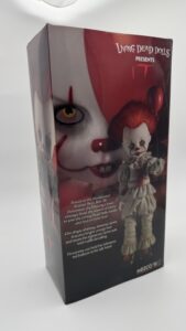 20030 Pennywise Remake IT (3) (Large) (Small)