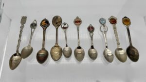29027 Hundreds of Collector Spoons (9) (Large) (Small)