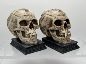 29048 Skull Bookends with Compartments (2) (Large) (Small)