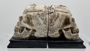 29048 Skull Bookends with Compartments (3) (Large) (Small)