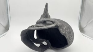 30006 Cast Iron Skull and Crow (2) (Large) (Small)