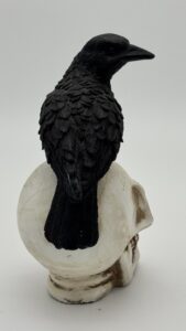 30010 Crow on a Skull Ceramic (2) (Large) (Small)
